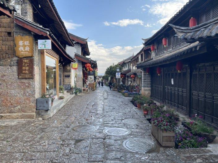 原来进少林寺不止需要笔试，笔试过了之后还要面试，实在太严格